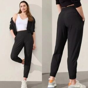 Athleta Brooklyn Legacy Mid Rise Jogger black size: 16